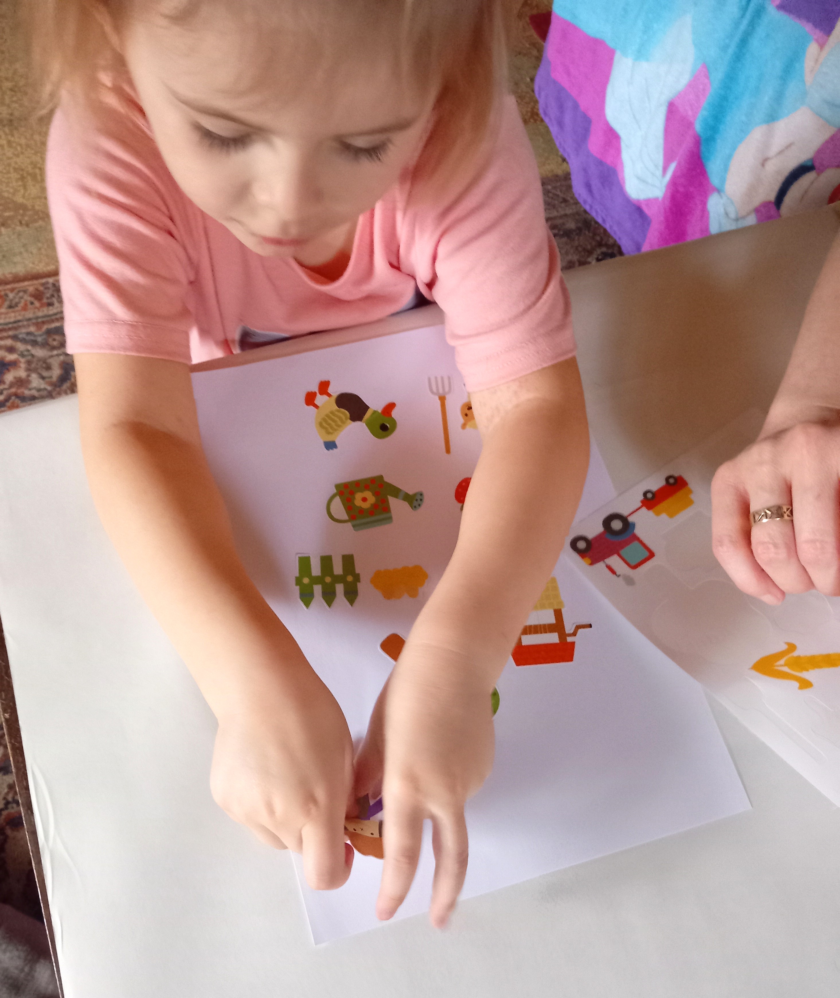 Farma samolepky pro nejmenší děti -  testování